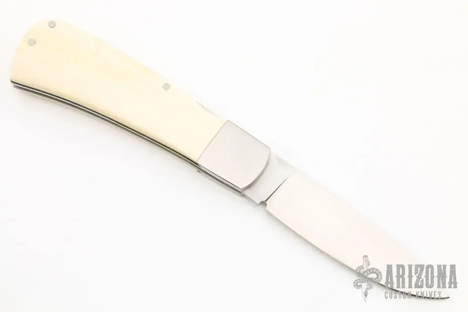 Scimshawed Lockback Hunter 4 Scimshawed Lockback Hunter - Image 2